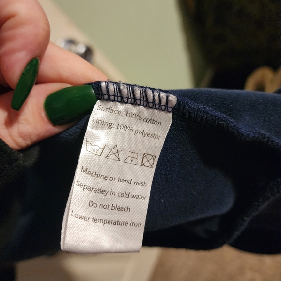 Alaska Chicks high neck zip up hoodie - Picture 3 of 7